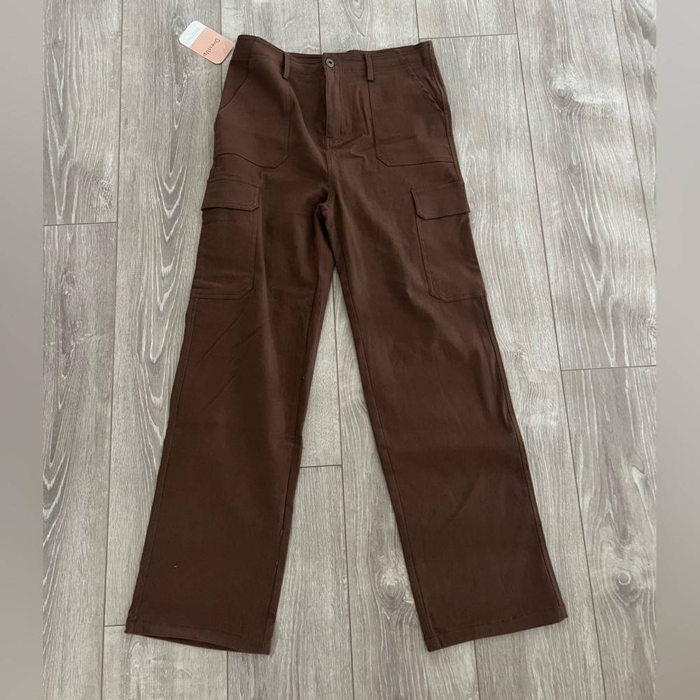 Brown Cargo pants from DressUp! New with tags size M